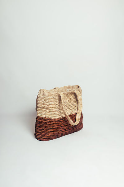 Two-Toned Fique Tote - Wheat/Dust